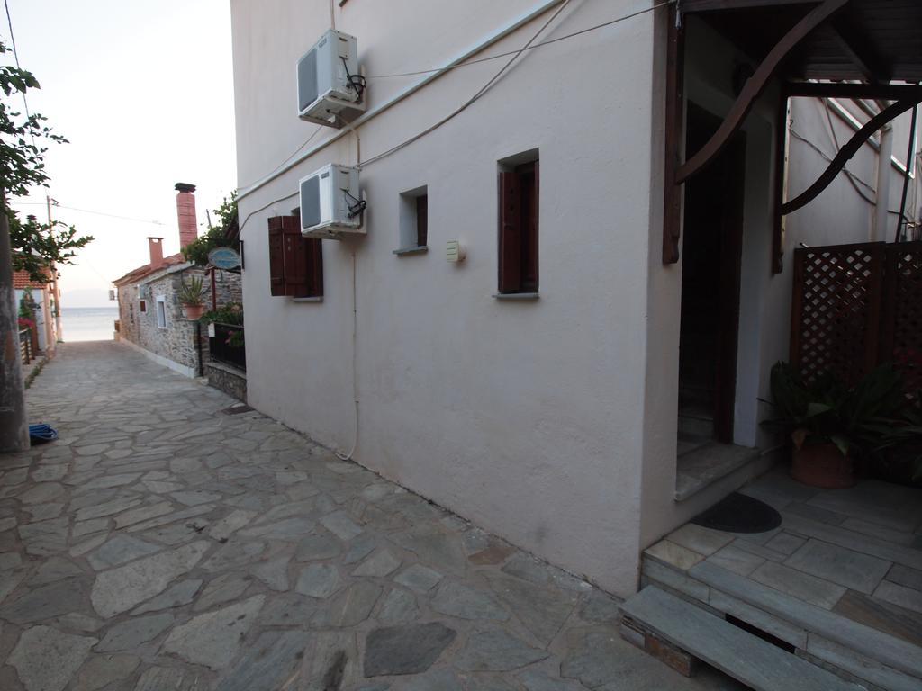 Andromahi Studios Lefokastro Exterior photo